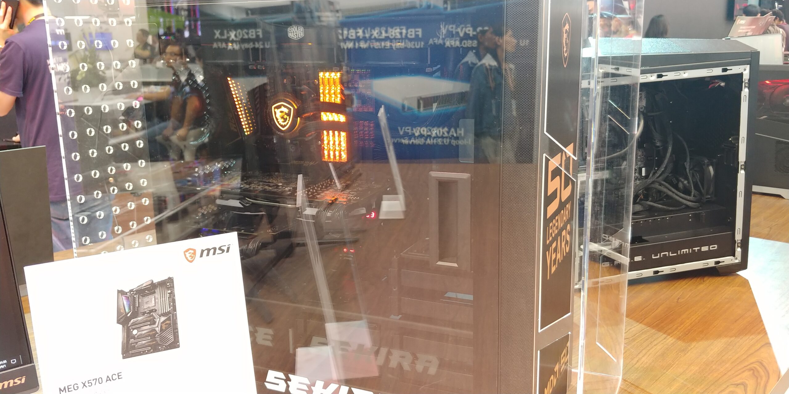 MSI 메인보드 전시