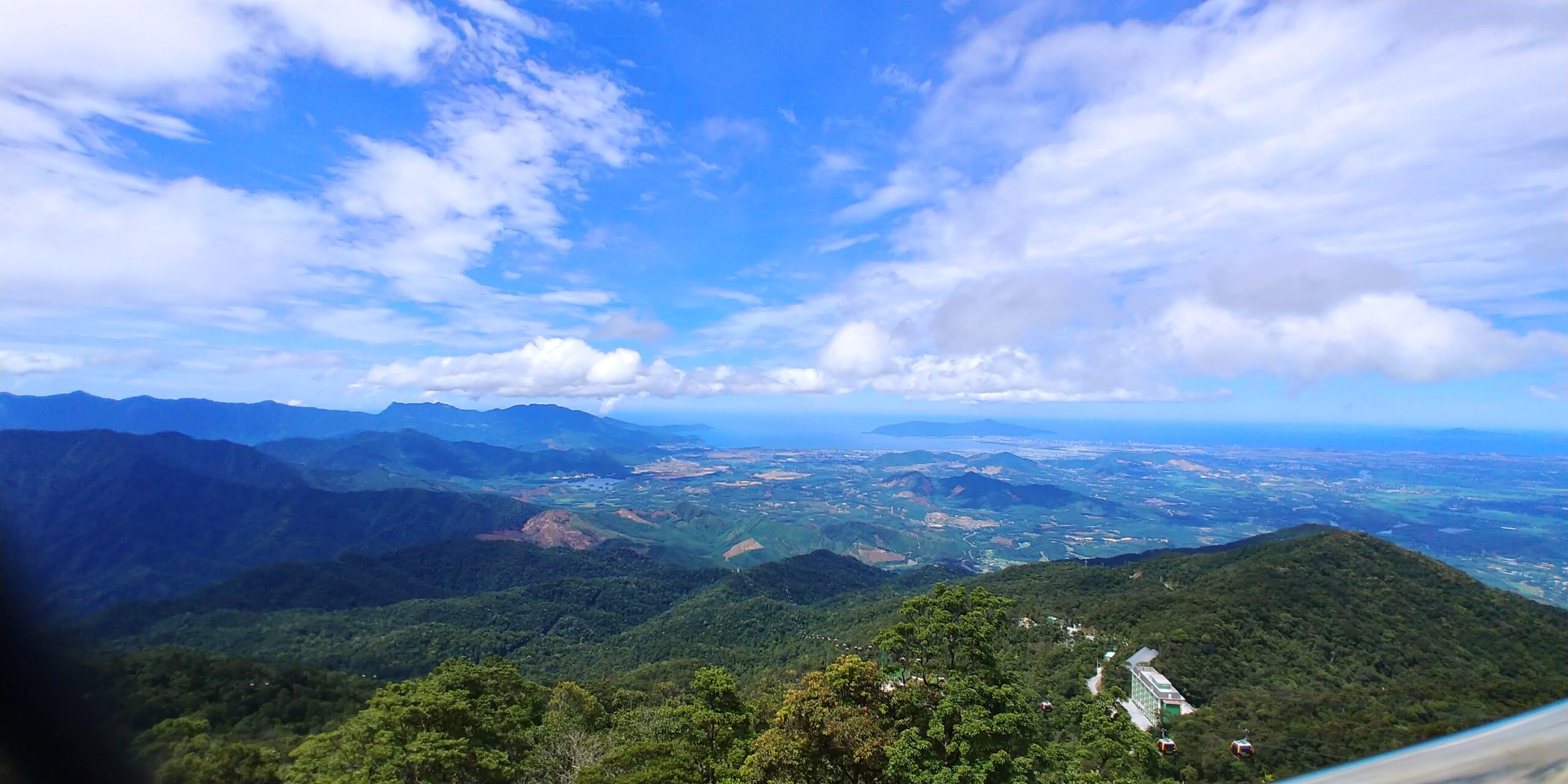 골든브릿지 상세 뷰