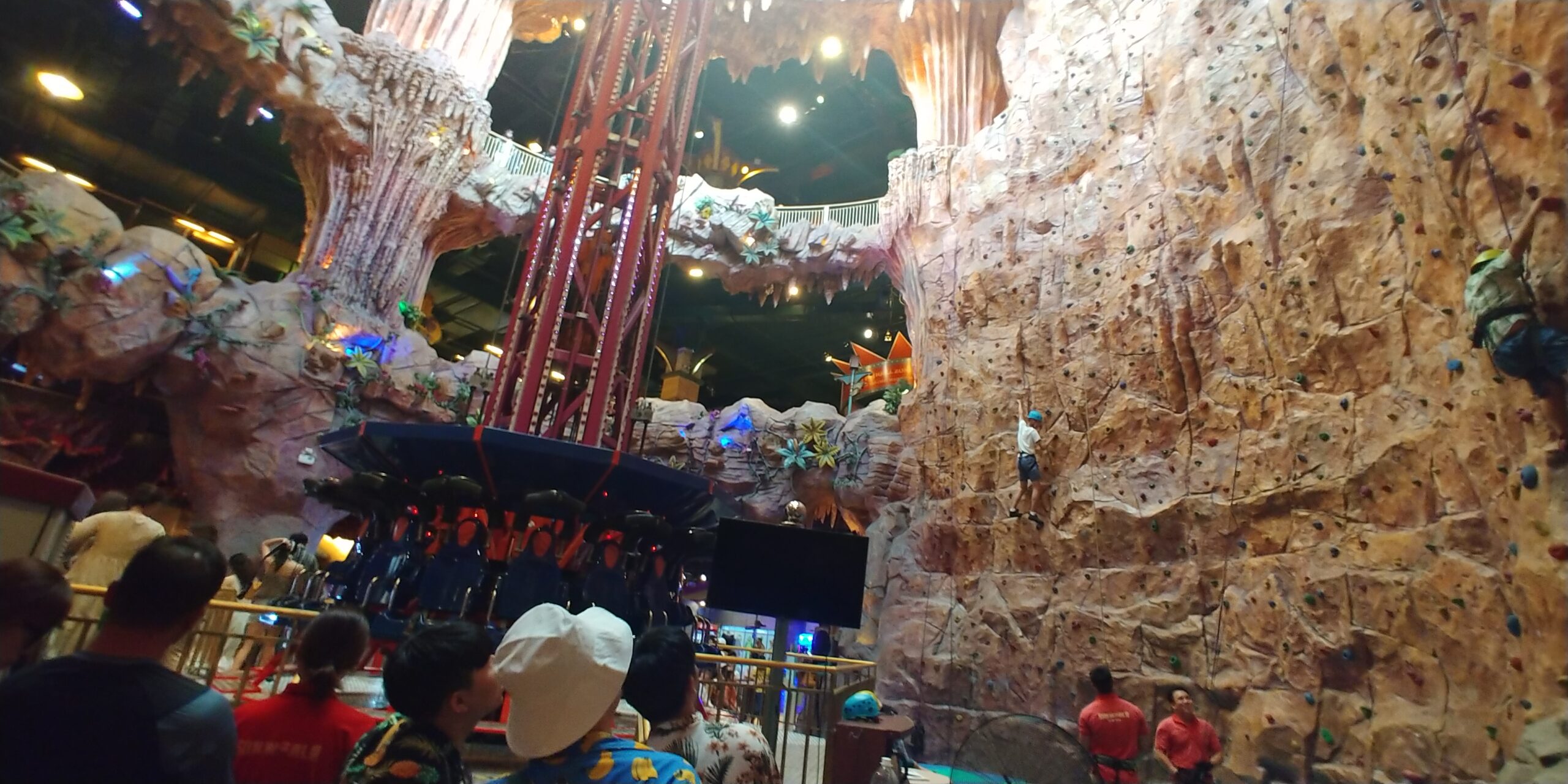 실내 테마파크 전경