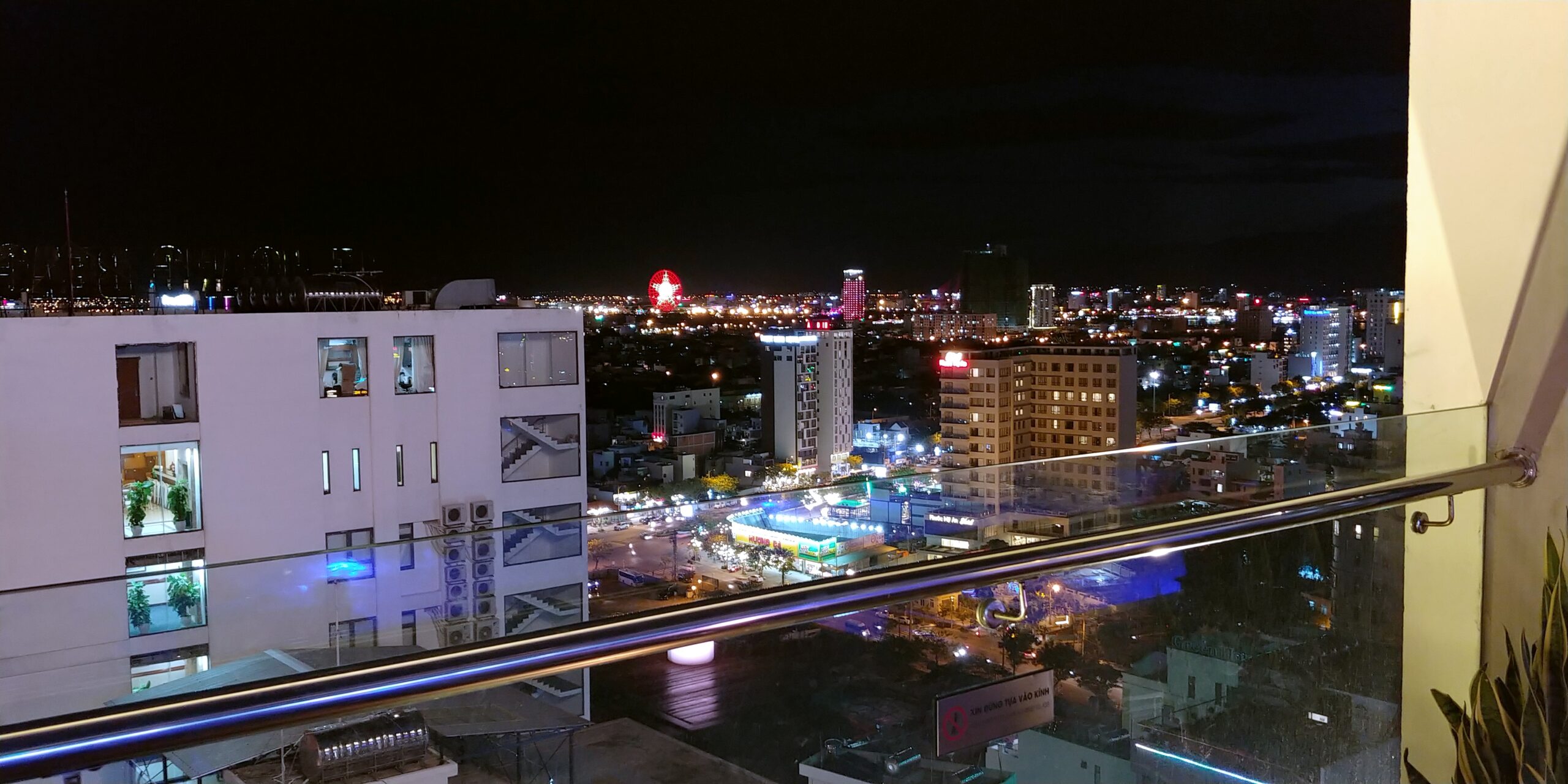 호텔 루프탑 야경 2