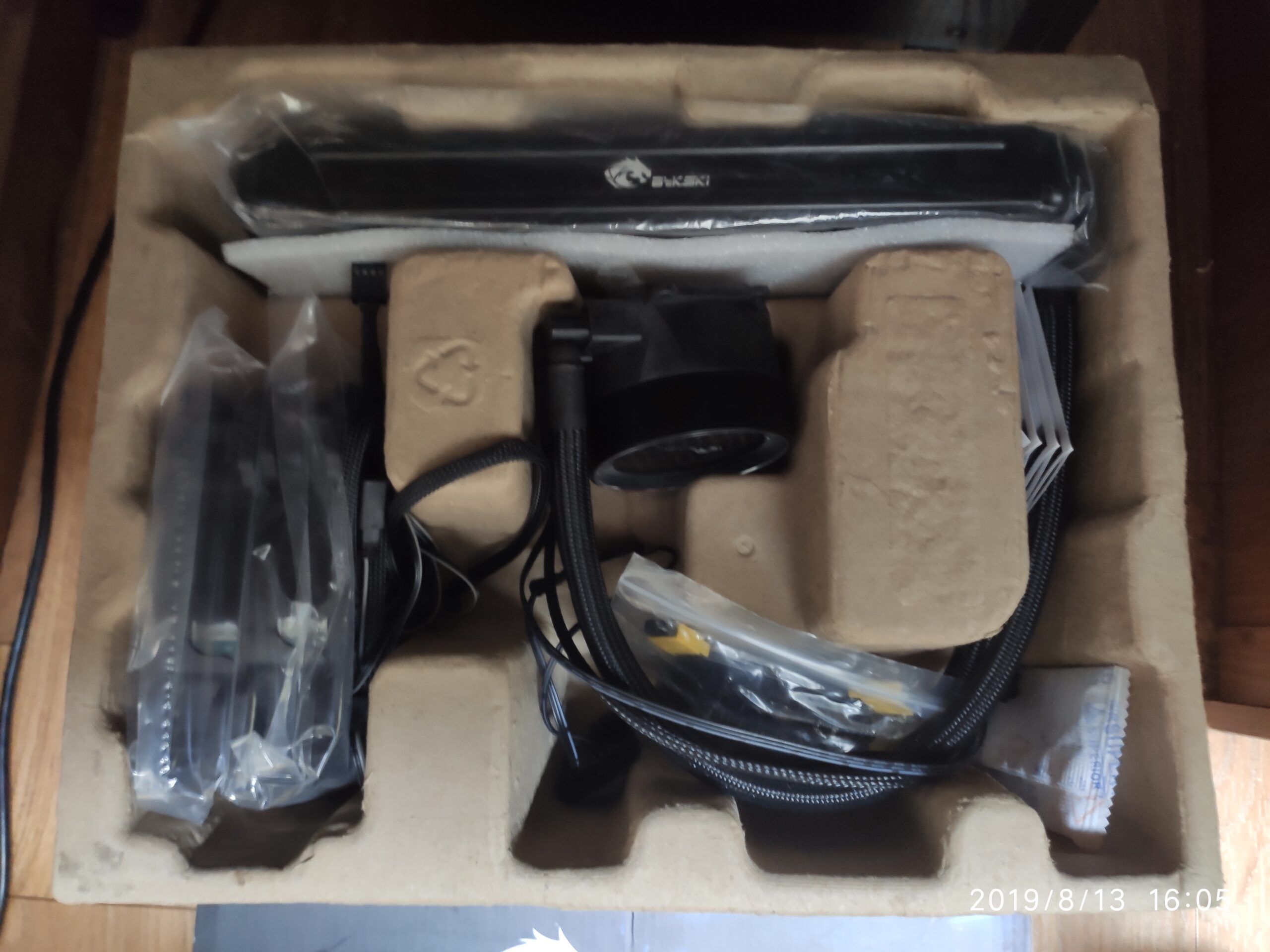 전체 구성품 모습