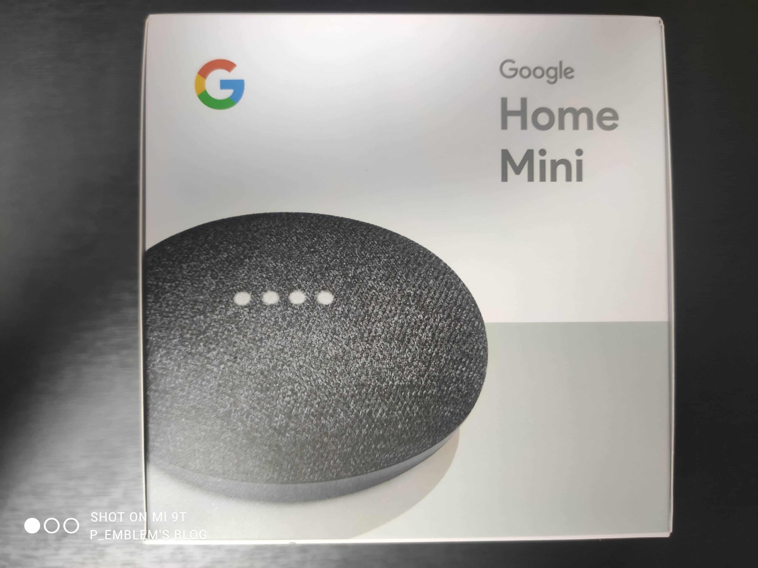 제품 박스와 품질보증 스티커 1