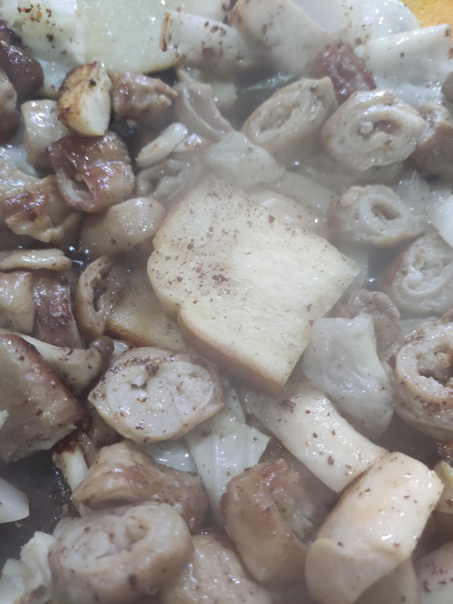 막창 기름 제거를 위한 식빵 사용