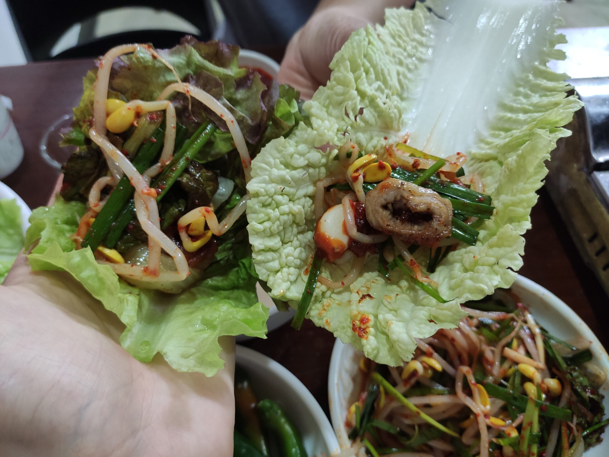 막창 쌈 싸먹기