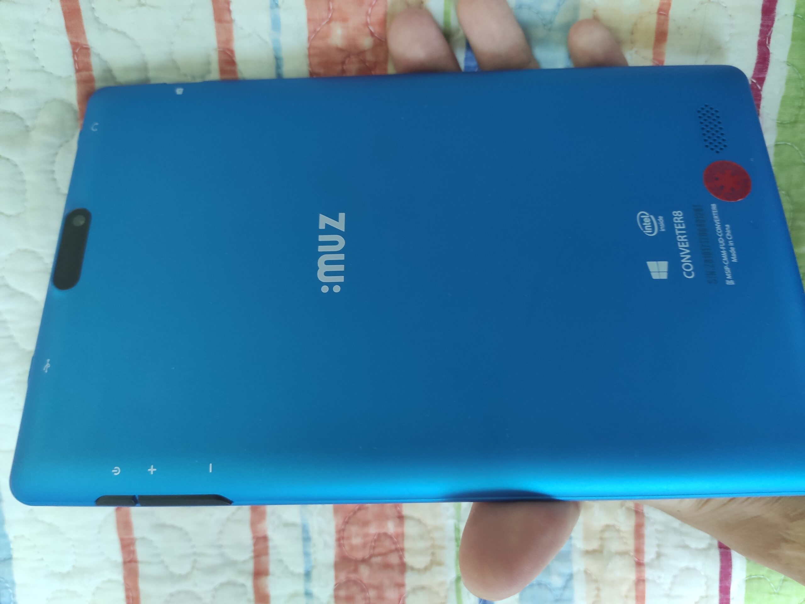 본체 후면 디자인