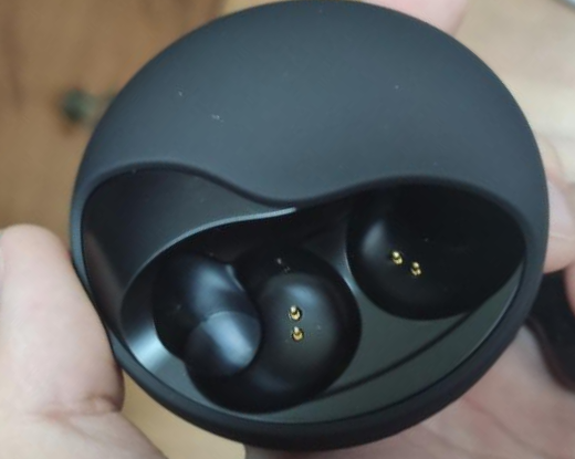 케이스 내부 상세