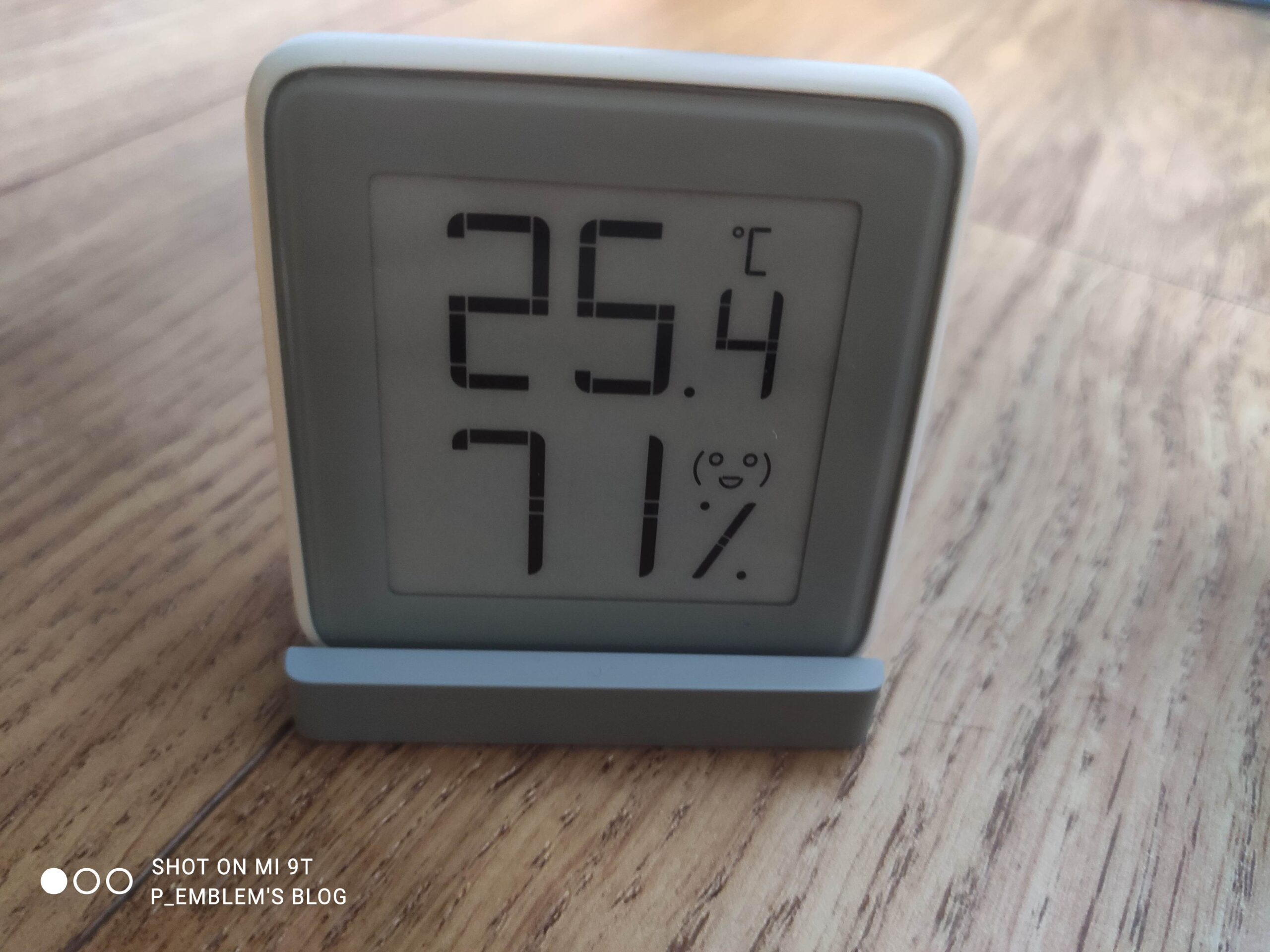 벨류텍 차량용/화장품 겸용 미니 냉·온장고 개봉기·리뷰 - VR-006L 심층리뷰 9 실내 온도 측정